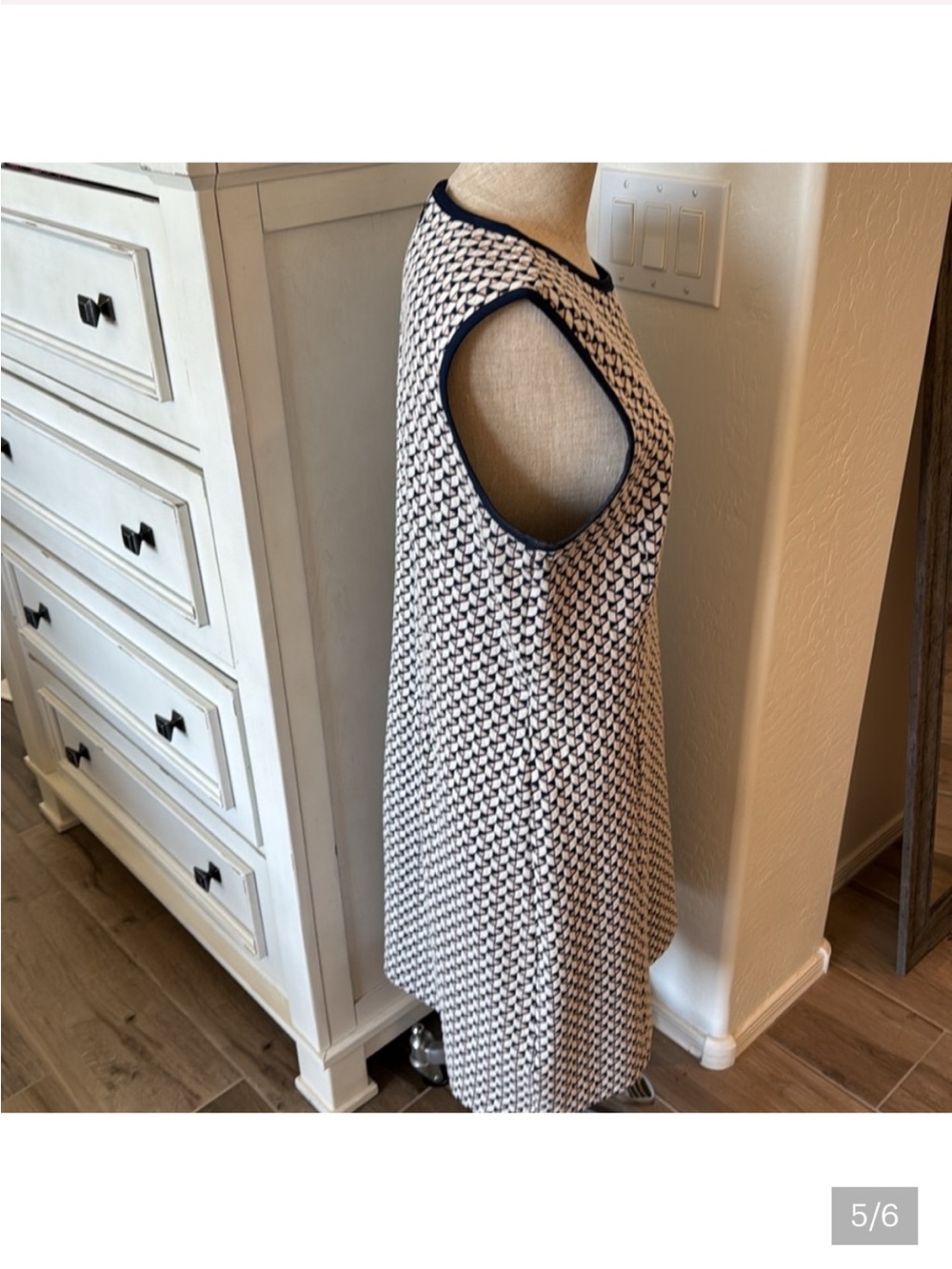 J.McLaughlin XL stretch sleeveless shift dress